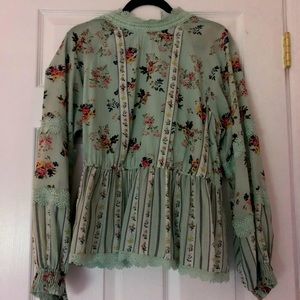 Gorgeous spring blouse